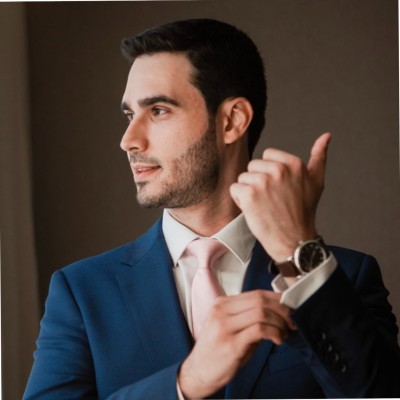 Daniel L