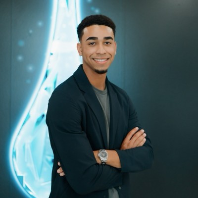 Joshua E